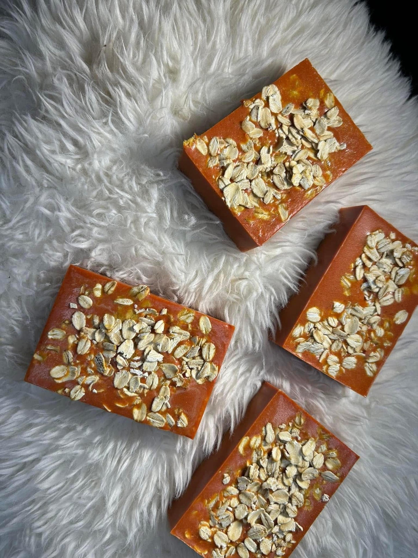 Sweet Tumeric Honey & Oats Bar
